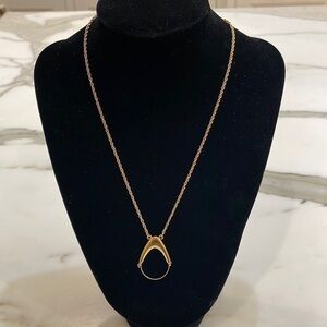 Trifari Vintage Gold-tone Charm Holder—Beautiful!! Great Vintage Condition!